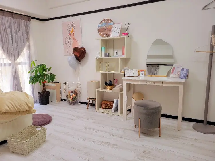 Signの内観・外観1