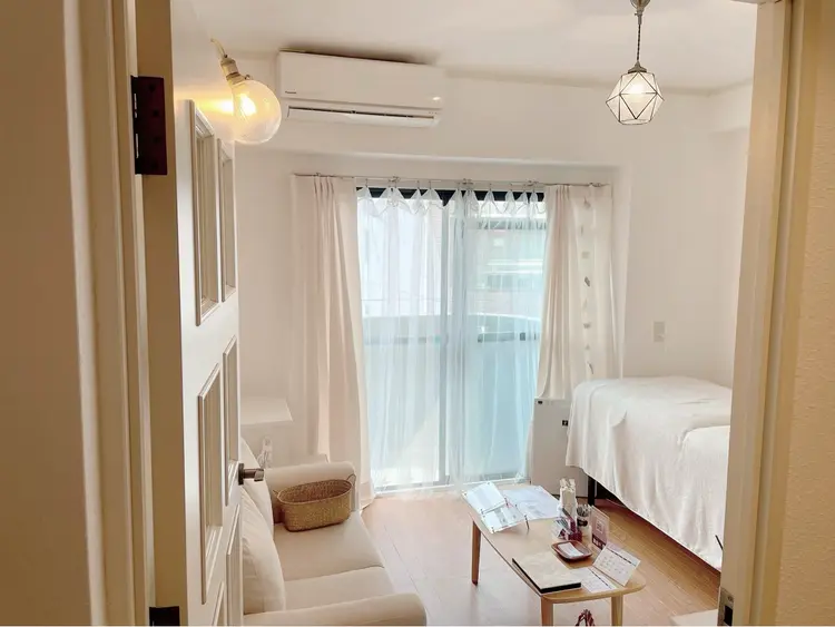 eyelash salon  maniの内観・外観2