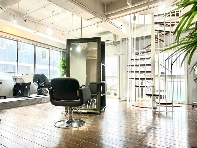 OON 仙台一番町店の内観・外観1