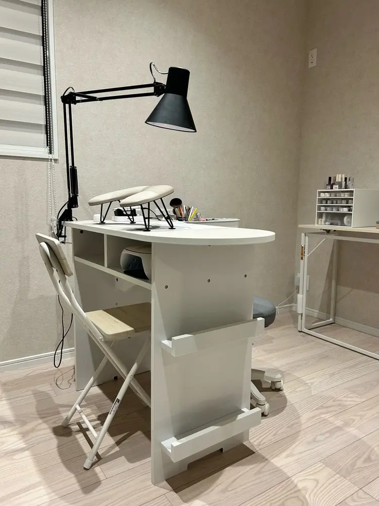 nail salon amoの内観・外観2