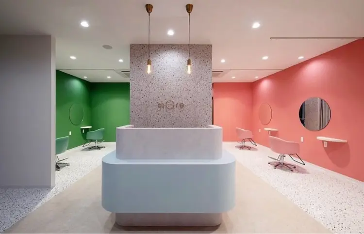 mOreの内観・外観2