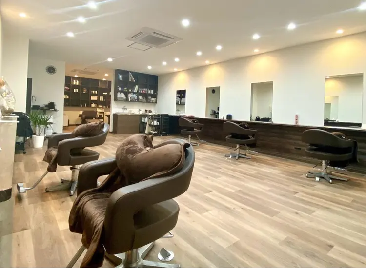 ベルスタの内観・外観1