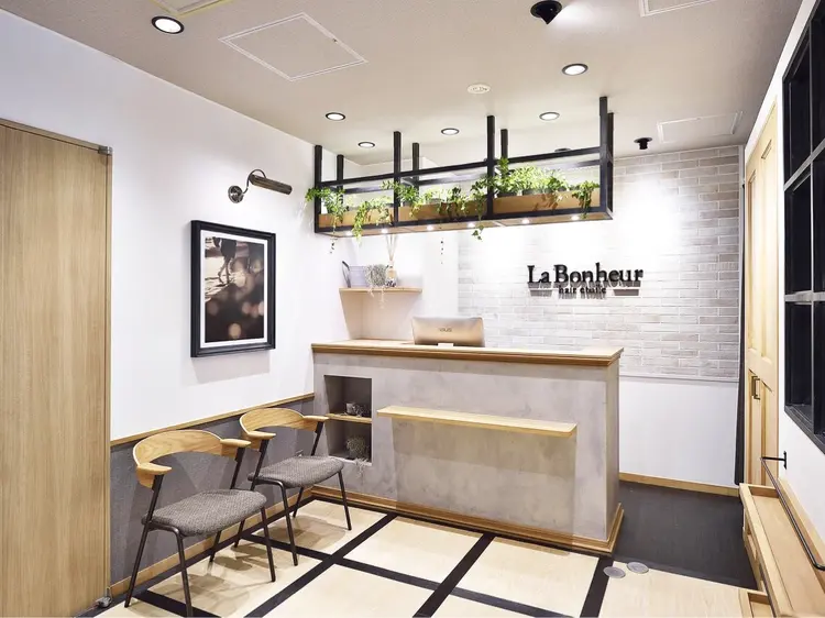 La Bonheur hair etoileの内観・外観1