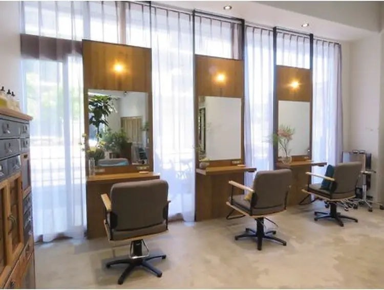 CYANの内観・外観2