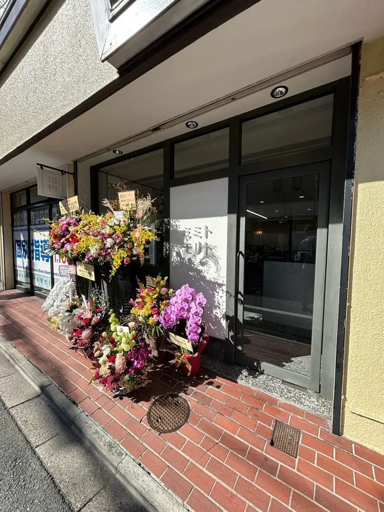 ミミトモリトの内観・外観1