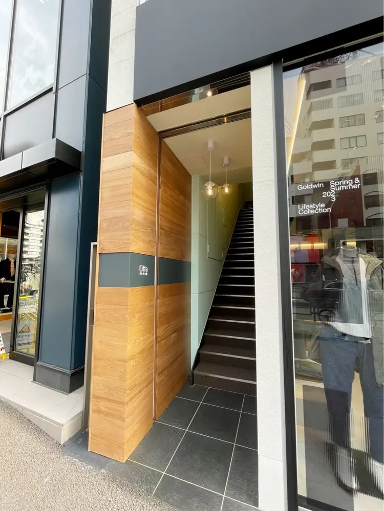 GO TODAY 原宿Kalon店の内観・外観1