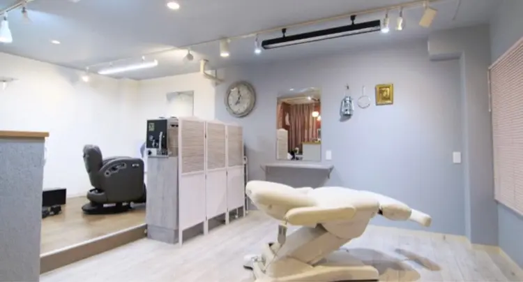 Lian hair&facialの内観・外観1