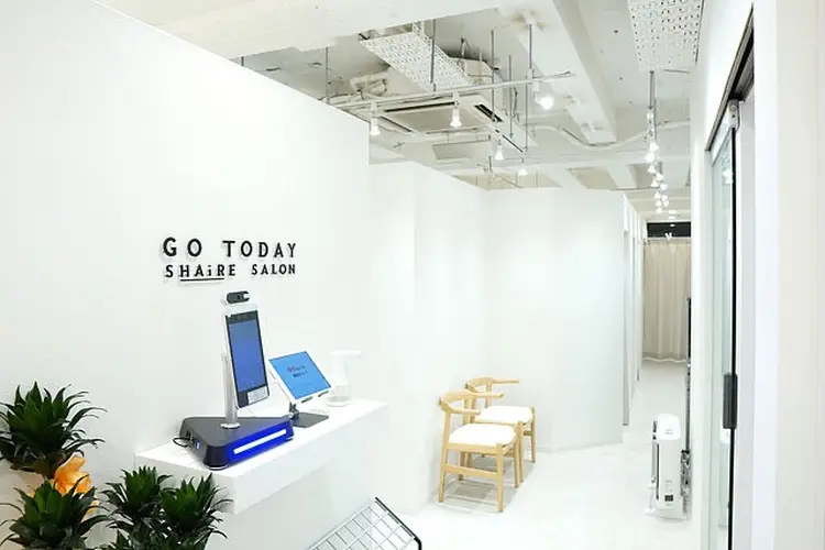 GO TODAY SHAiRE SALON mico店の内観・外観1