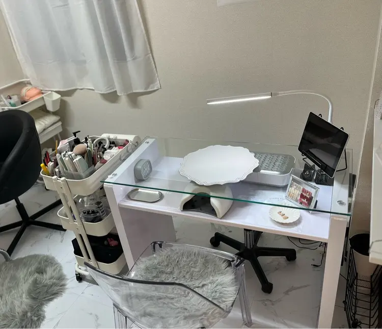 LUCA NAILの内観・外観3