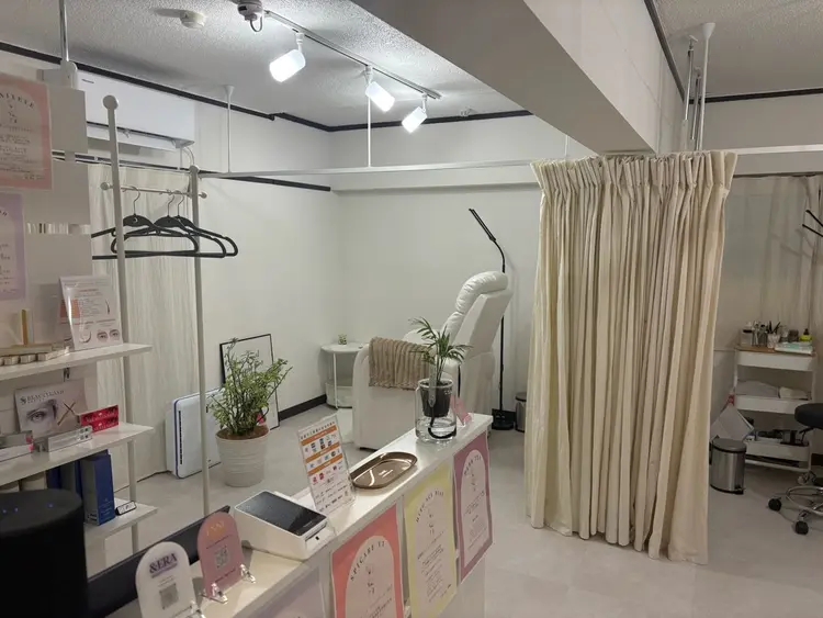 ENNE Lash&Blow by&ERAの内観・外観1