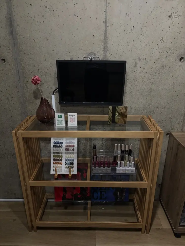 nail salon Riiの内観・外観2