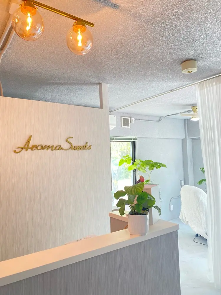 アロマスイーツの内観・外観1