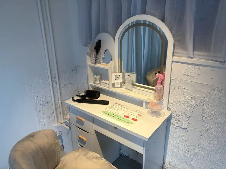 ESSENTIAL南海難波店の内観・外観2