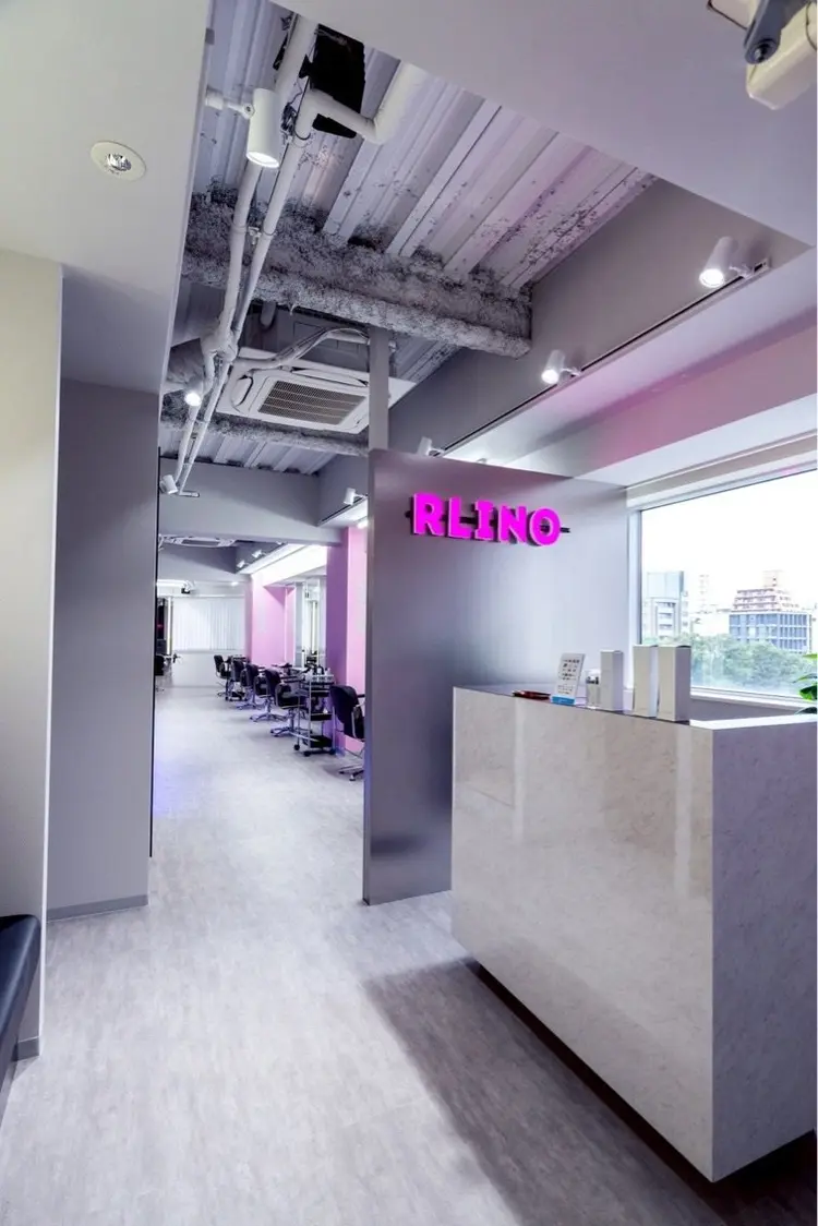 RLINOの内観・外観1