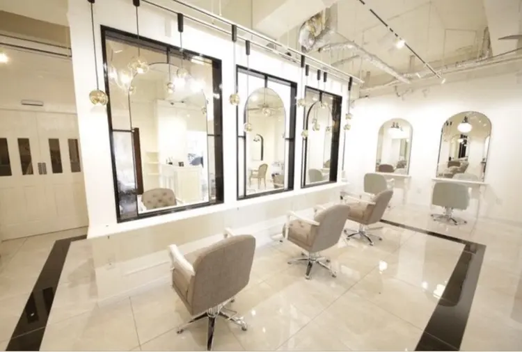 hair make brand new~eve~生駒店の内観・外観1
