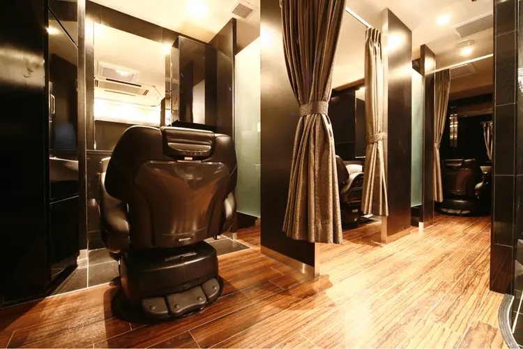 ヒロ銀座 バーバーショップ神楽坂の内観・外観1