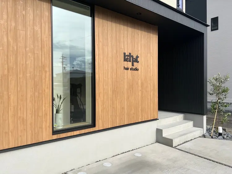 hair studio rehatの内観・外観1