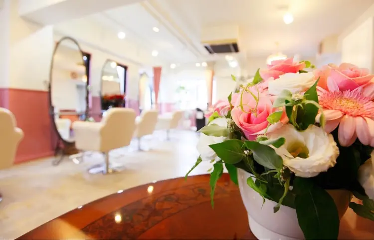 【Lise表参道美容室】の内観・外観1