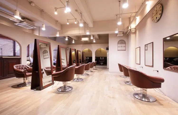 Happiness王寺店の内観・外観1