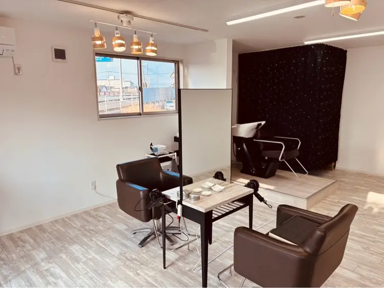 hair design spicaの内観・外観1