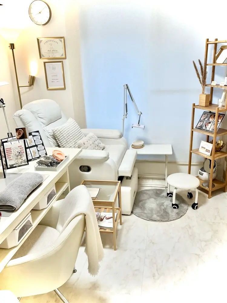 Linoah nailの内観・外観2