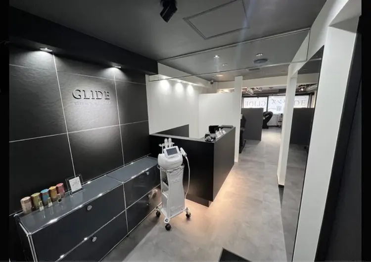 GLIDEの内観・外観1