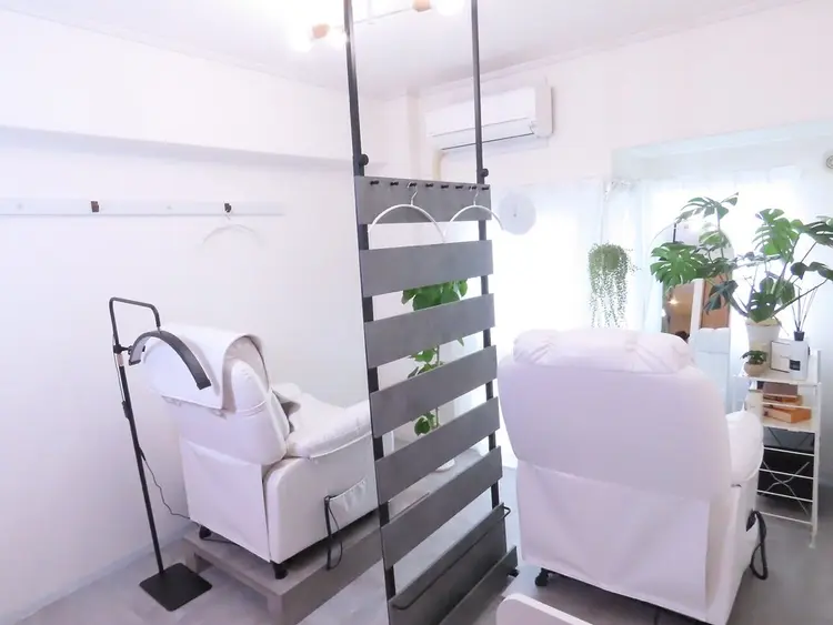 メンズ眉毛サロンYULACE.（ユレイス）の内観・外観1