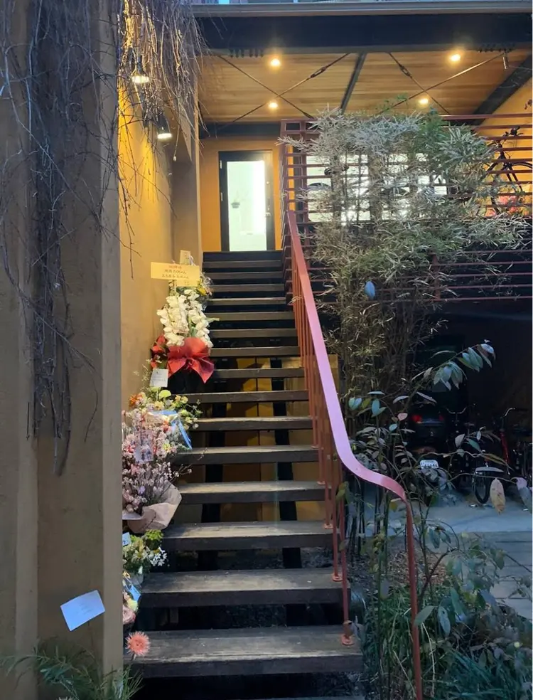 SCENEの内観・外観2