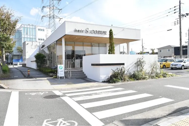 ヘアエスクールエミュの内観・外観2