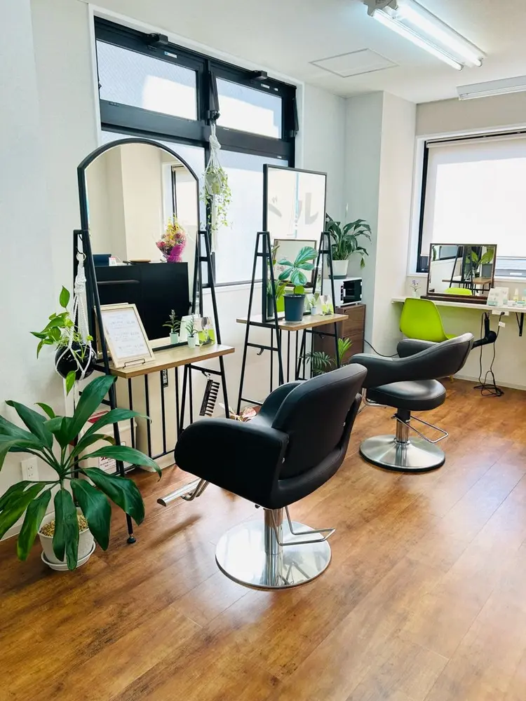 カラー専門店アベルヘアカラーの内観・外観1
