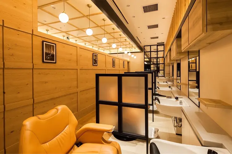 銀座マツナガ京橋エドグラン店の内観・外観2