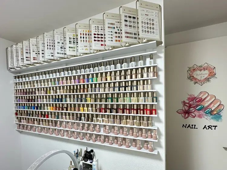 Ami Nailsの内観・外観2