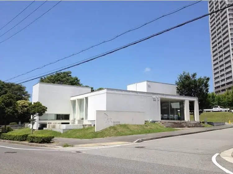 SUR    QUATREの内観・外観1