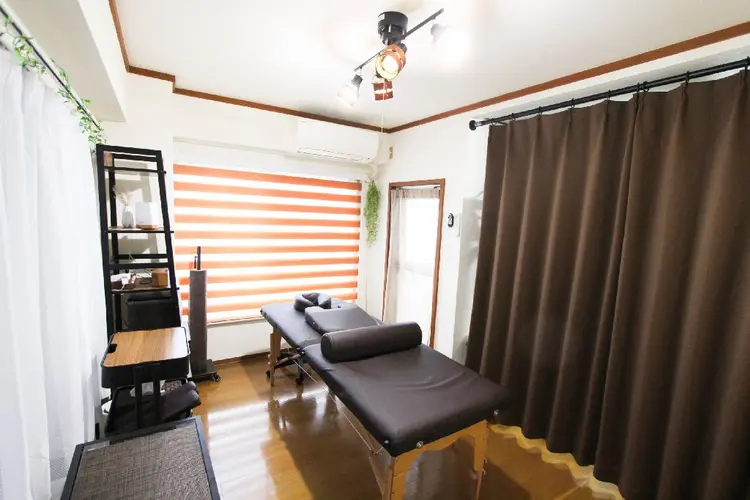 eyesalonAIの内観・外観2