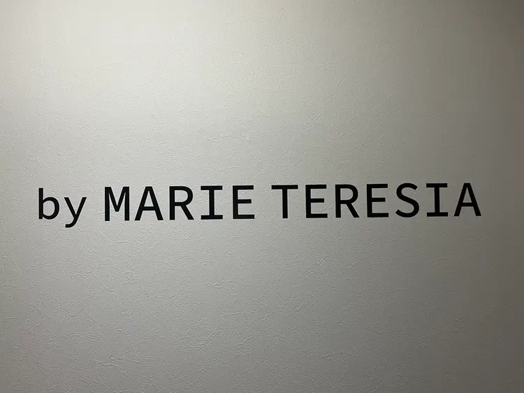 by MARIE TERESIA 東新宿明治通店の内観・外観1