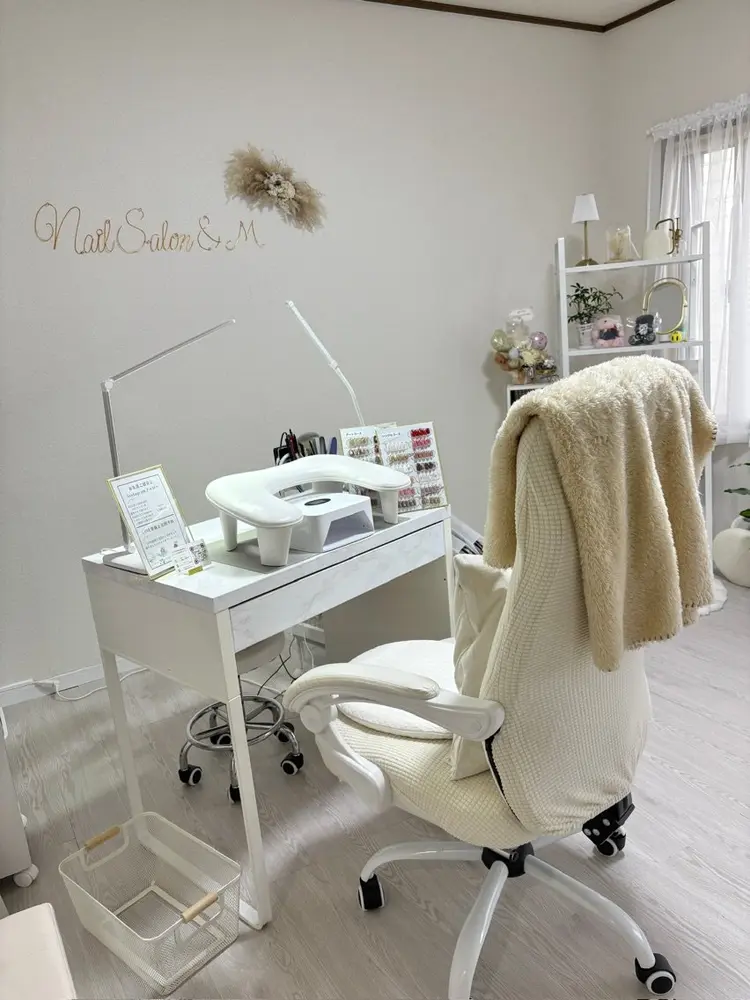 Nail Salon &Mの内観・外観1