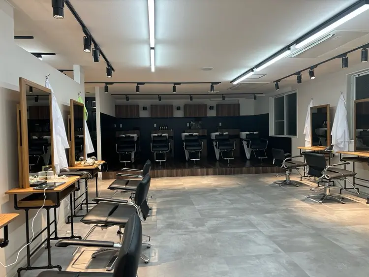 MEN'S SALON Cyf千葉の内観・外観2