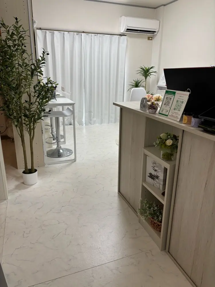 salon  Sourilの内観・外観3