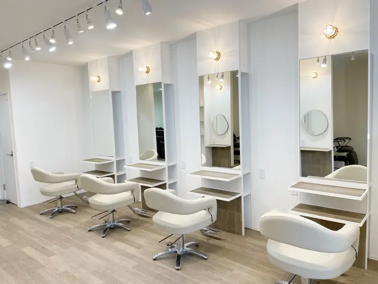 ジールヤマグチ大蔵店の内観・外観1