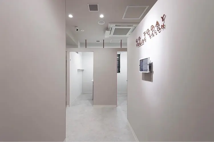 Go Today shaire salon 吉祥寺Glint店の内観・外観1