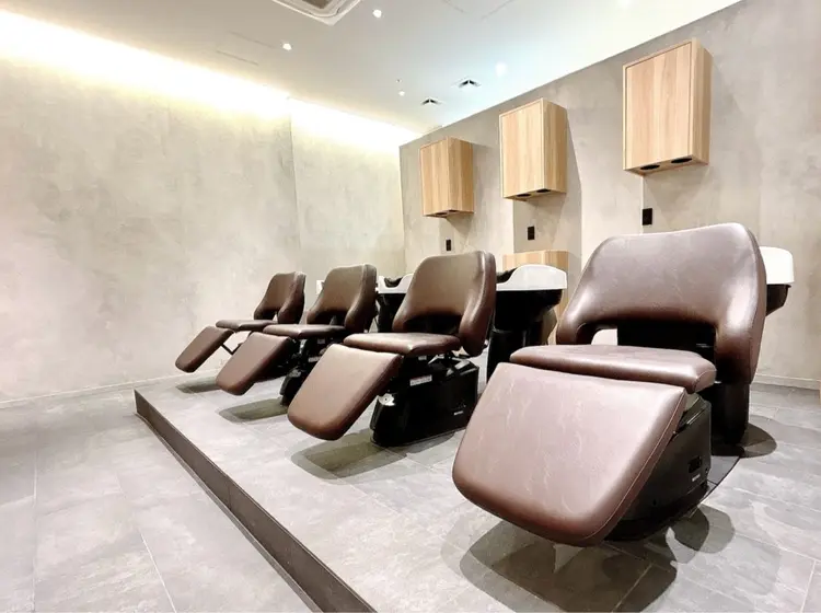 aere AVEDA ゆめが丘ソラトス店の内観・外観2