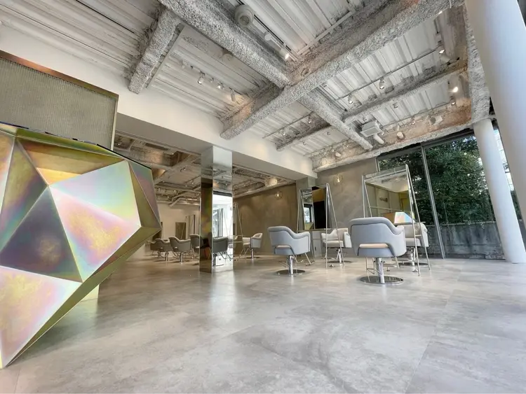 M.SLASH omotesandoの内観・外観3