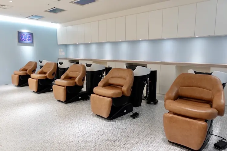 air-IKEBUKUROの内観・外観2