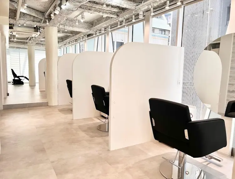 IENAの内観・外観2