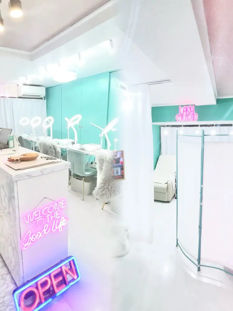Nail&Eyelash Aole'aの内観・外観1