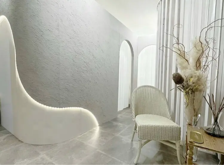 眉毛とまつげパーマの専門店 ロレインブロウ 熊谷店の内観・外観1