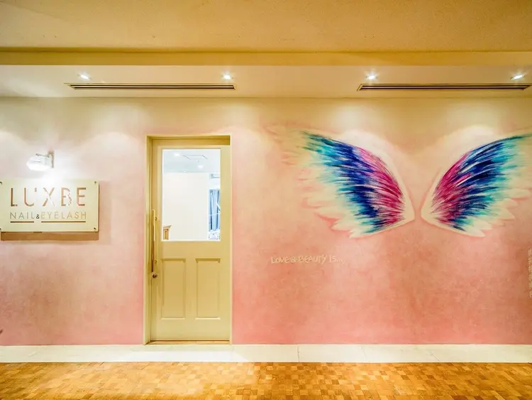 LUXBE NAIL&EYELASHの内観・外観2