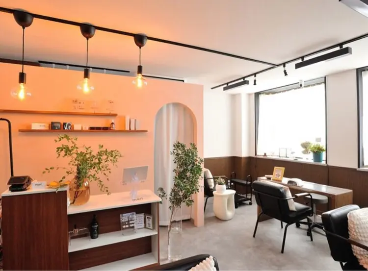 marl -Msisnailsaon-西宮北口店【マール】の内観・外観1