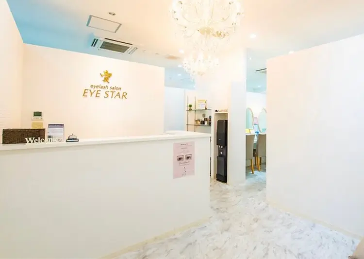 マツエク / まつげパーマ / 眉毛・アイブロウ専門店 EYESTAR【アイスター】大阪難波店の内観・外観2