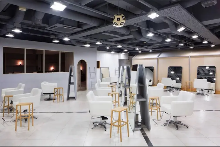 dot+limの内観・外観1